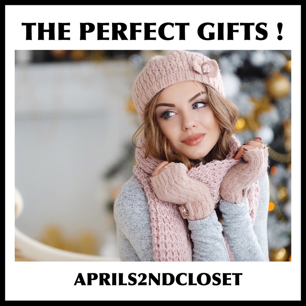 COZY WINTER ESSENTIALS & AMAZING HOLIDAY GIFTS - Picture 1 of 8